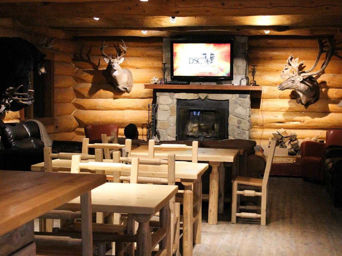 Rock Lake Lodge Rock Lake Lodge Provincial Park Екстериор снимка