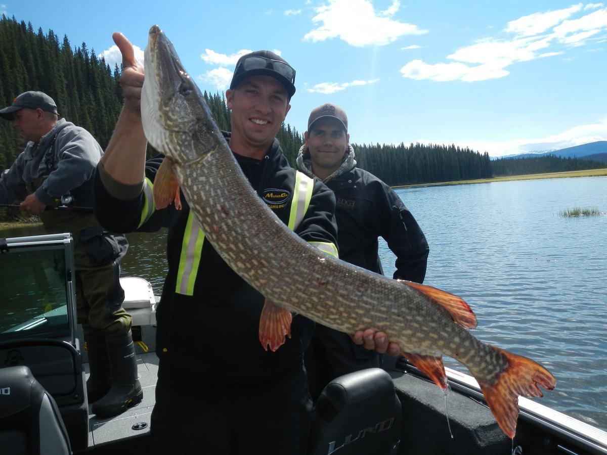 Rock Lake Lodge Rock Lake Lodge Provincial Park Екстериор снимка