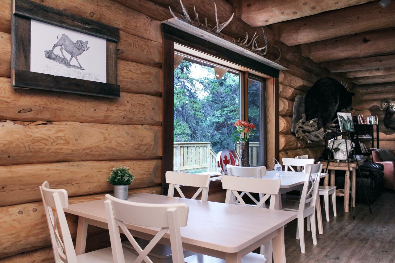 Rock Lake Lodge Rock Lake Lodge Provincial Park Екстериор снимка