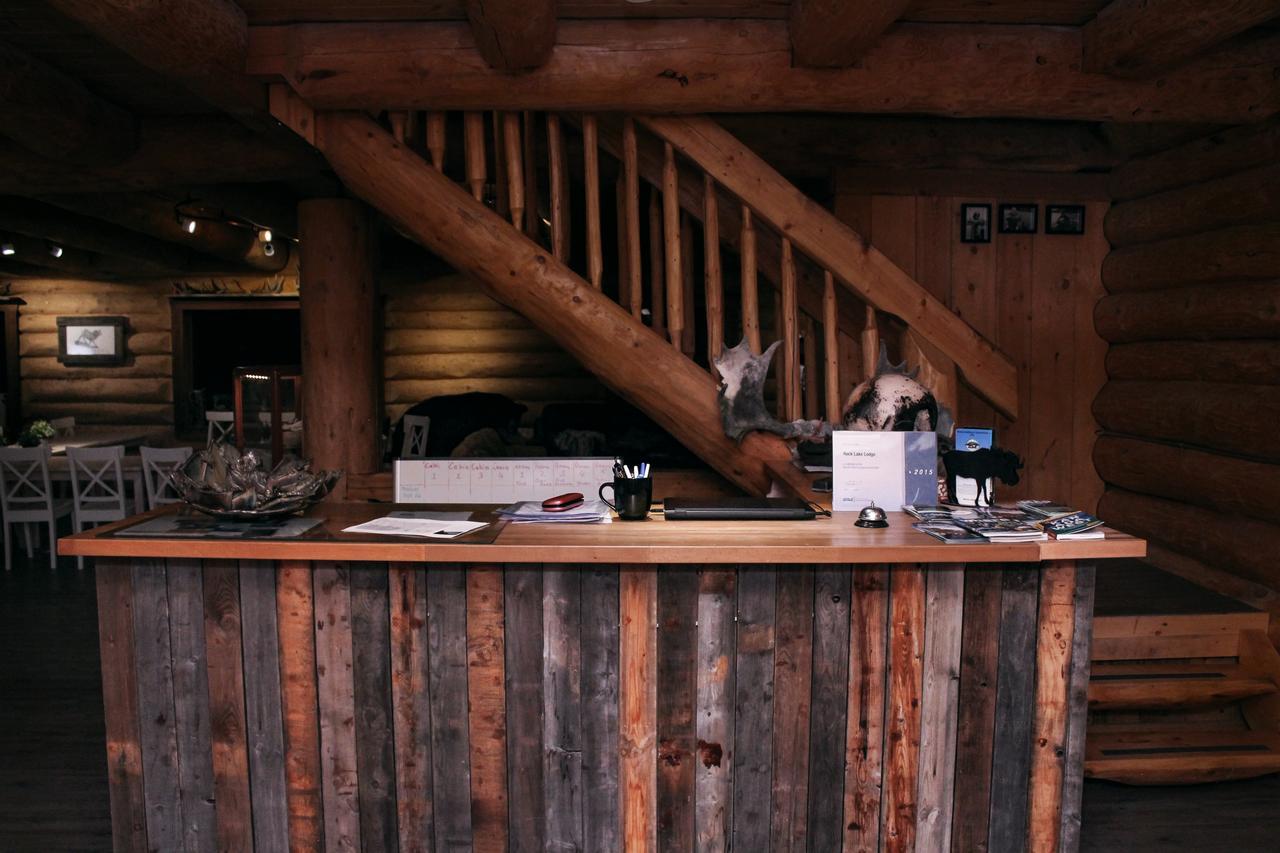 Rock Lake Lodge Rock Lake Lodge Provincial Park Екстериор снимка
